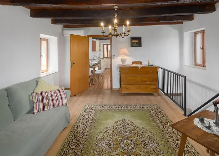 2 Bedroom Beautiful In *