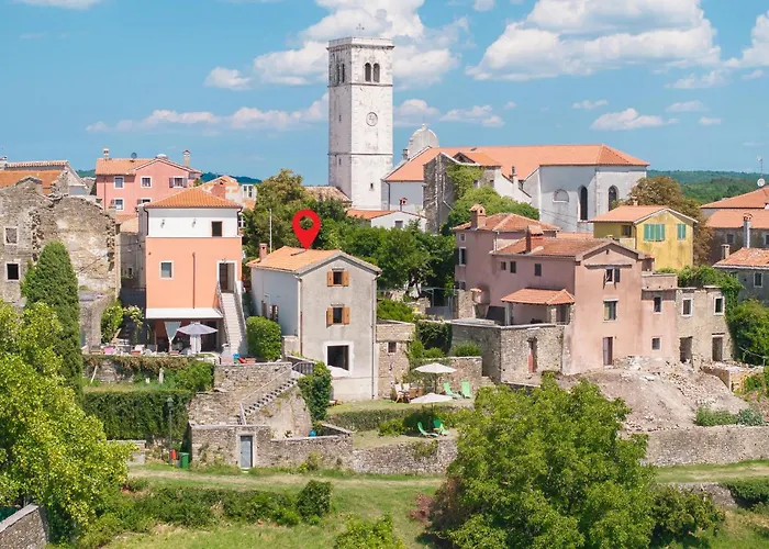 2 Bedroom Beautiful In Vakantiehuis